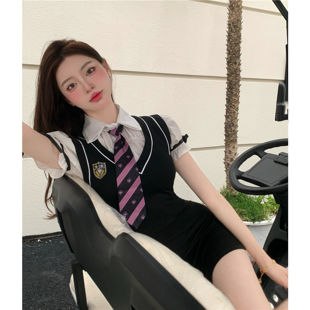 Mini Dress Black Strawberry~ Gaun gaya kuliah gadis Korea rok pendek wanita musim panas pinggang bar