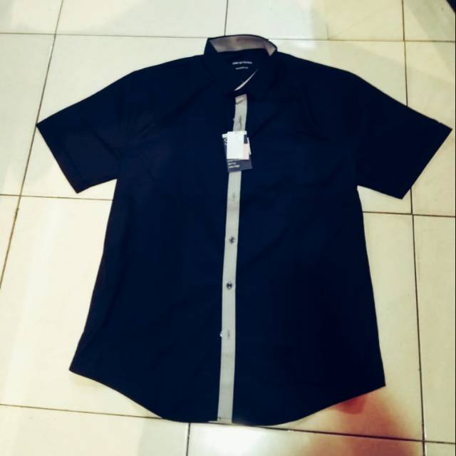 Kemeja Sierra Morena Hitam