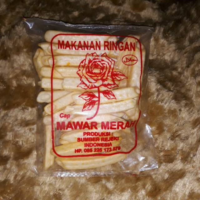 

Makanan ringan mawar merah
