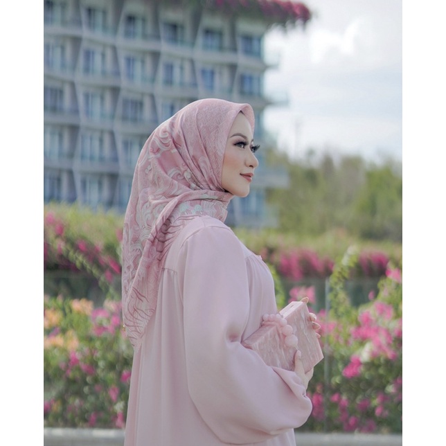 BUTTONSCARVES The Wave Voal Square XL - Sweety