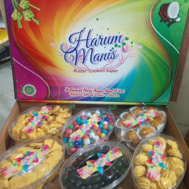 

Parcel lebaran Harum Manis Kue Kering + Coklat