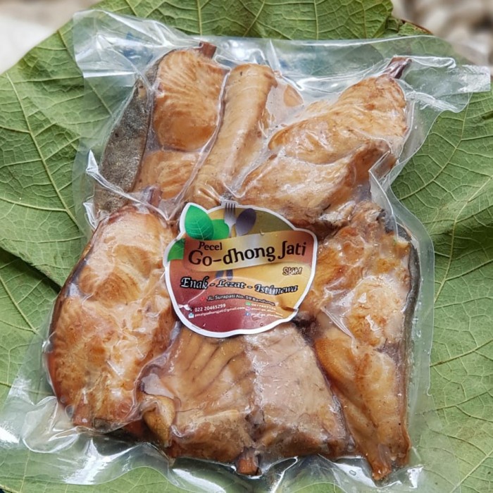 

Ikan Asap - Ikan Manyung Asap Ikan Manyung Panggang Asap Mangut Ikan Manyung