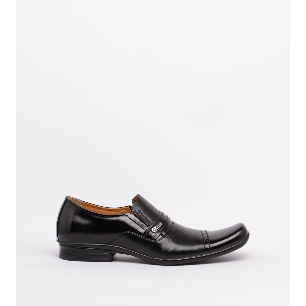 Buccheri Marchetti Sepatu Pria Black