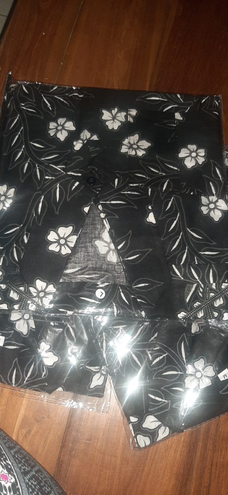 Batik Couple Keluarga Sania Ruffle Ori Ndoro Jowi Dnt Motif Manuk Tarung Abu