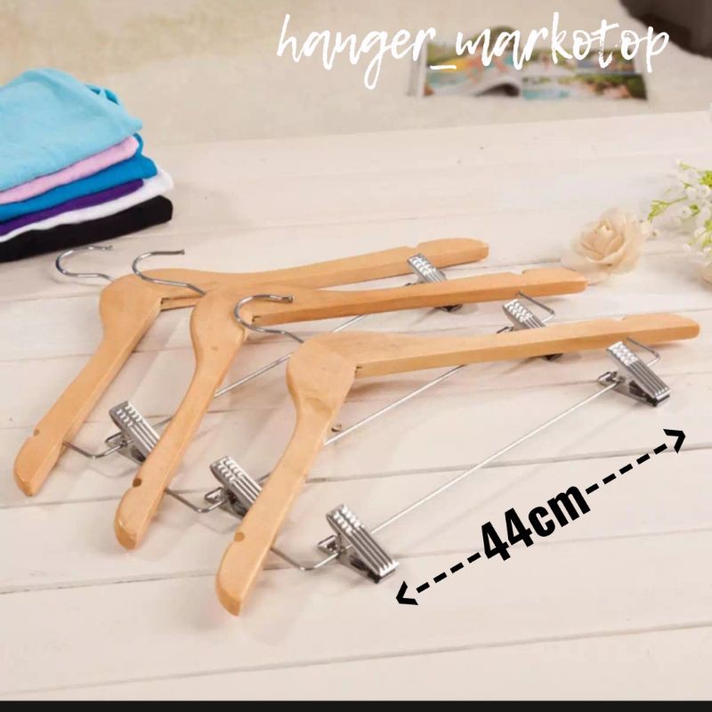 hanger kayu Natural dewasa Jepit Besi ( isi 1 pcs )