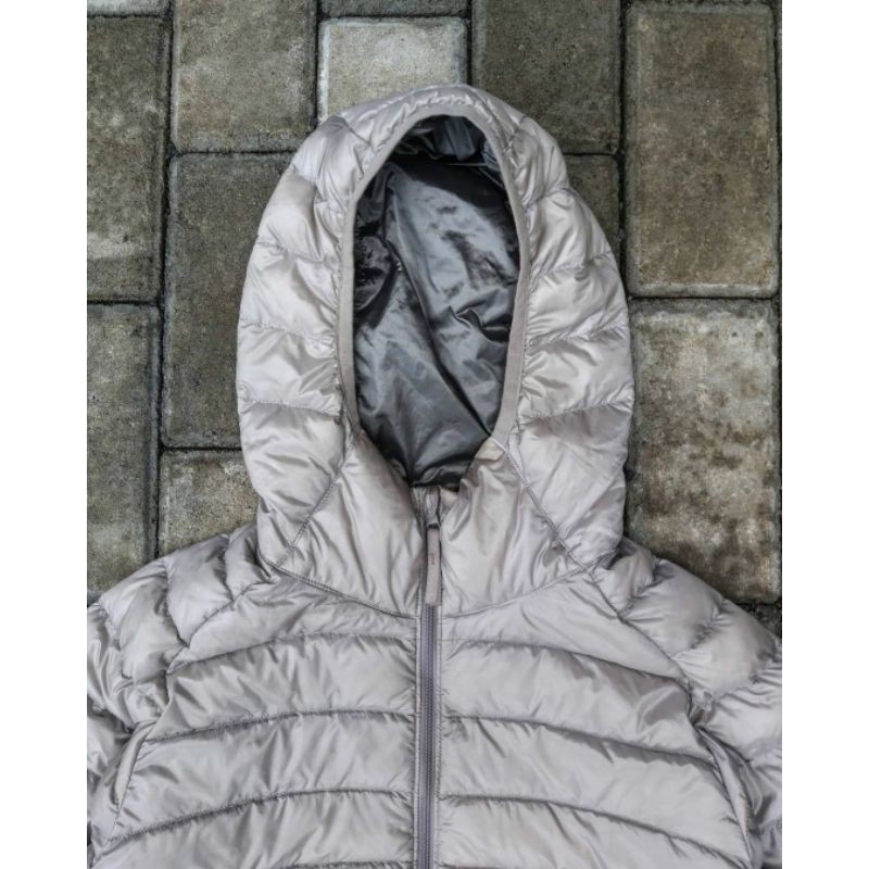 Jaket Bulu Angsa uniqlo second