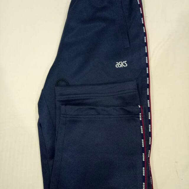 Celana celana training preloved merk ASICS,SOLD