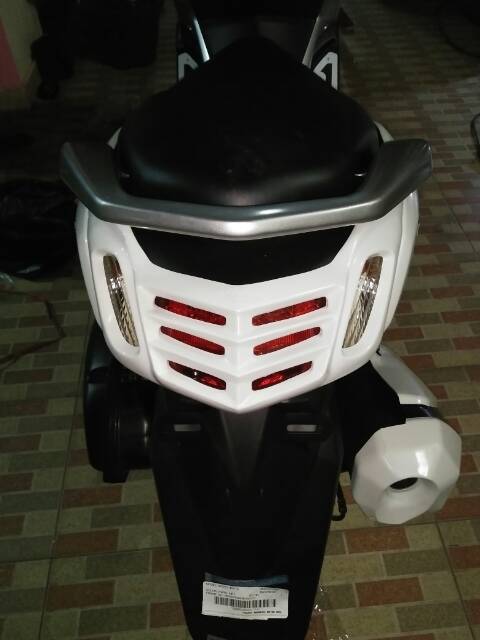 TUTUP STOP LAMP NMAX