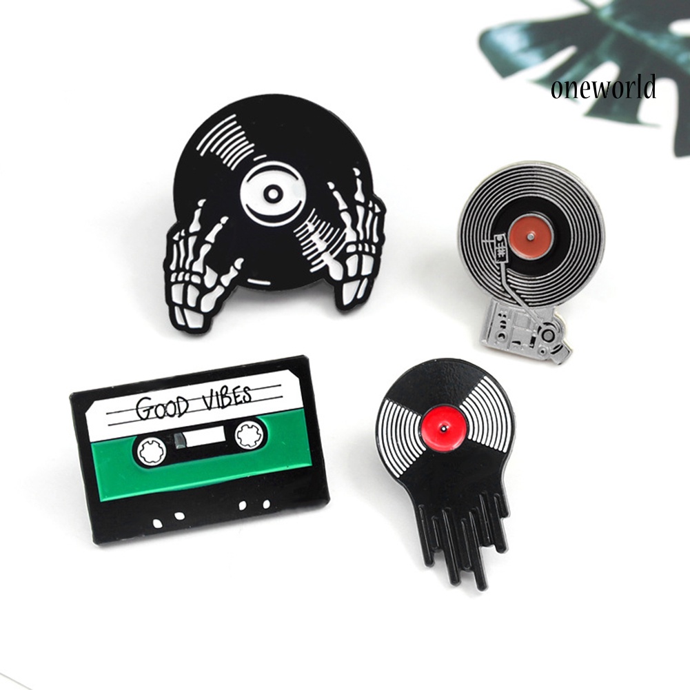 OW@ Retro Phonograph Recording Cassette Tape Vinyl Record Brooch Pin Jacket Badge