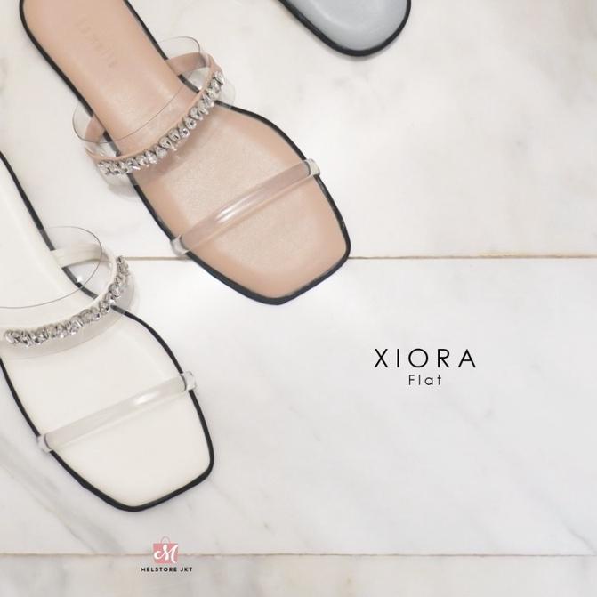 Damelia Xiora Flat Wanita