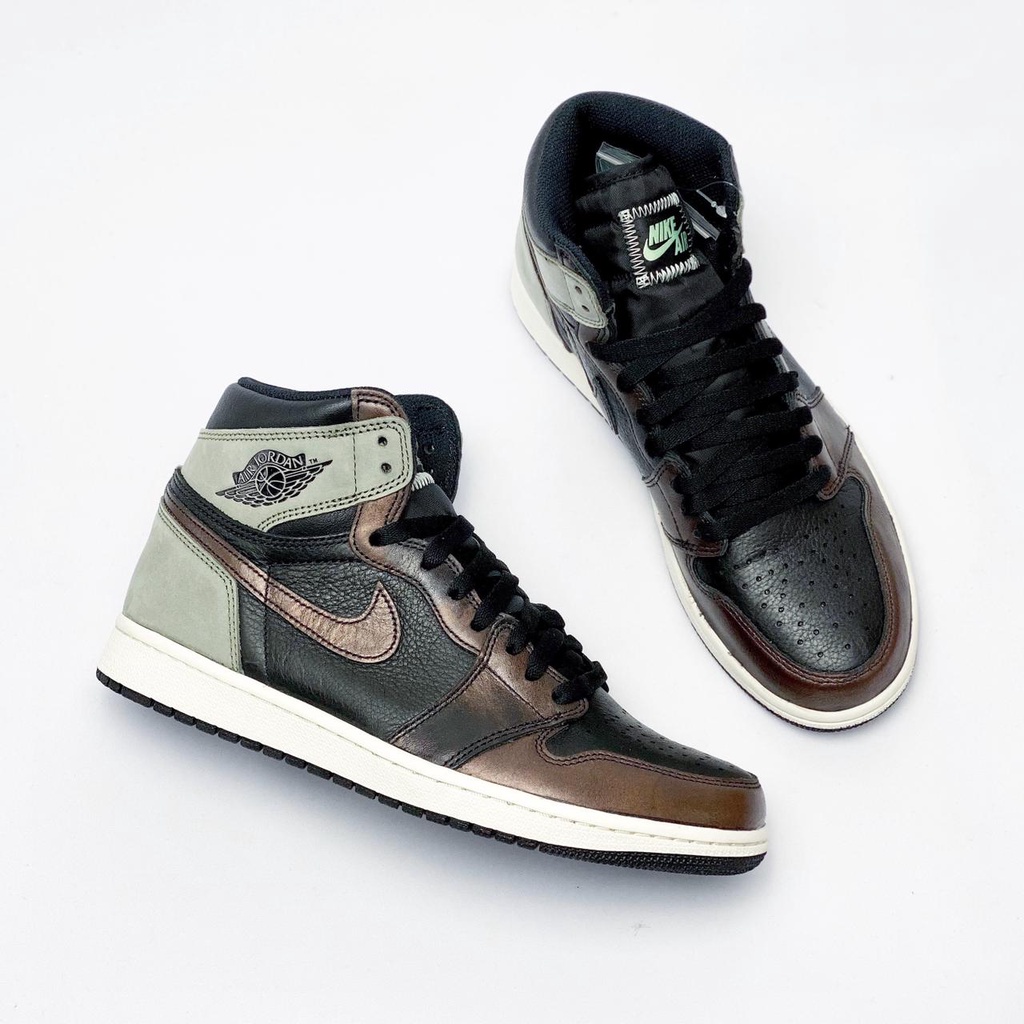 Air Jordan 1 High Patina
