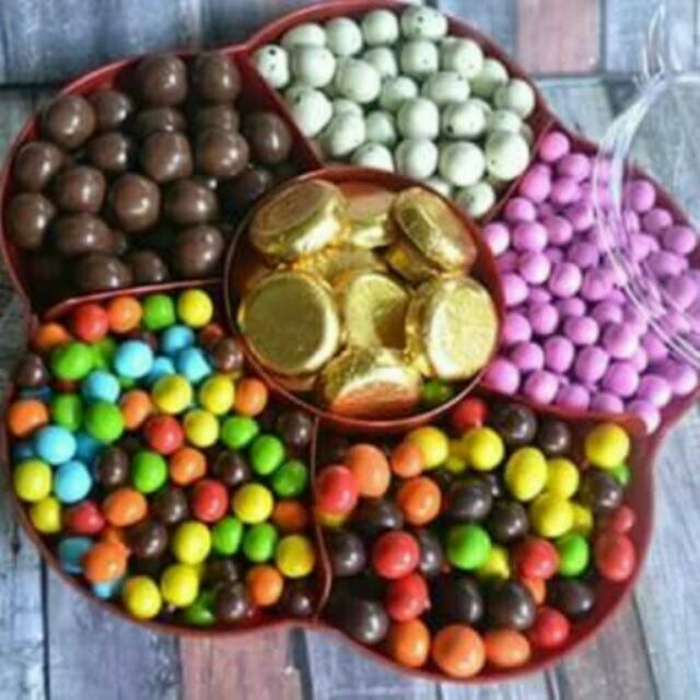 

In Flowers Tray