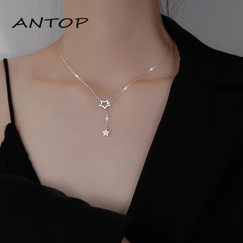 Kalung Rantai Dengan Liontin Bintang Hollow Out Aksen Berlian Imitasi Untuk Wanita