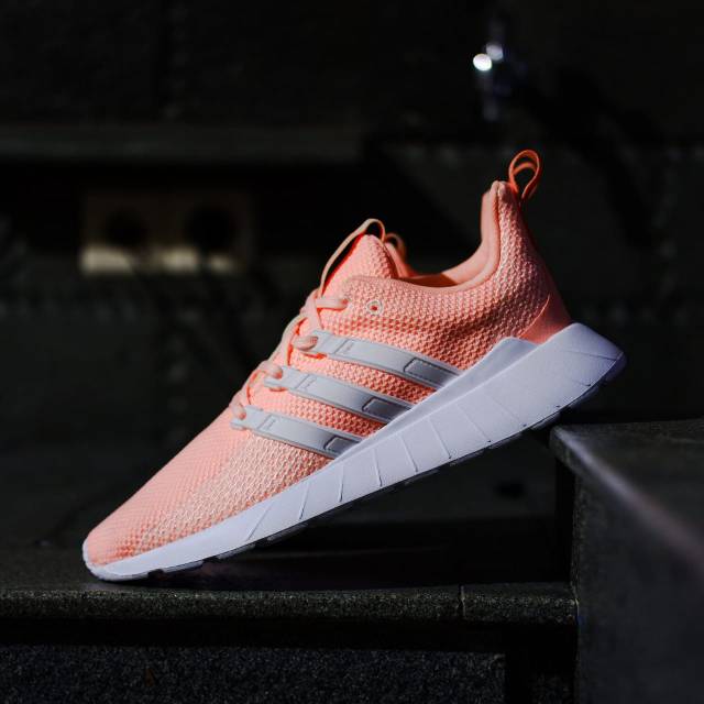 ADIDAS QUESTAR FLOW PEACH WHITE