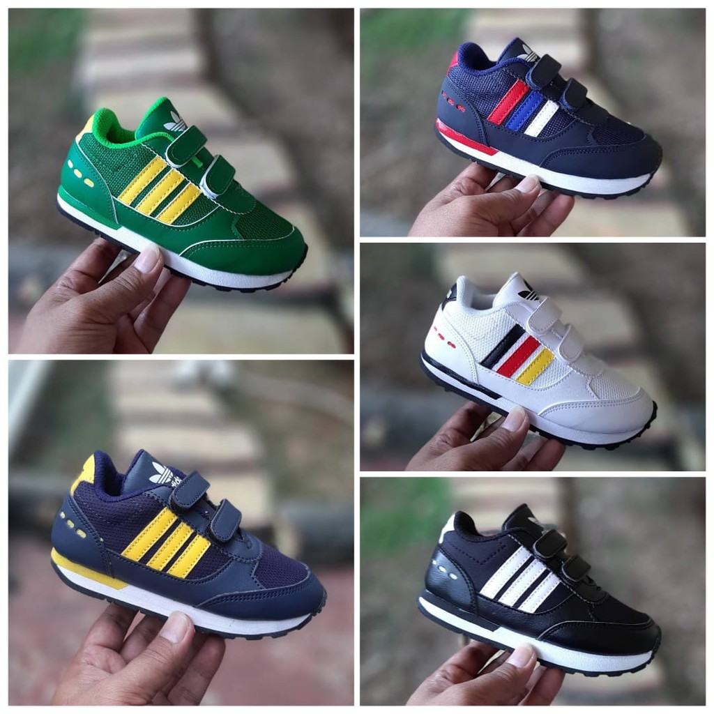 Sepatu Anak Adidas Neo City Racer Velcro Perekat Kids. Kado Ultah Sepatu Sekolah