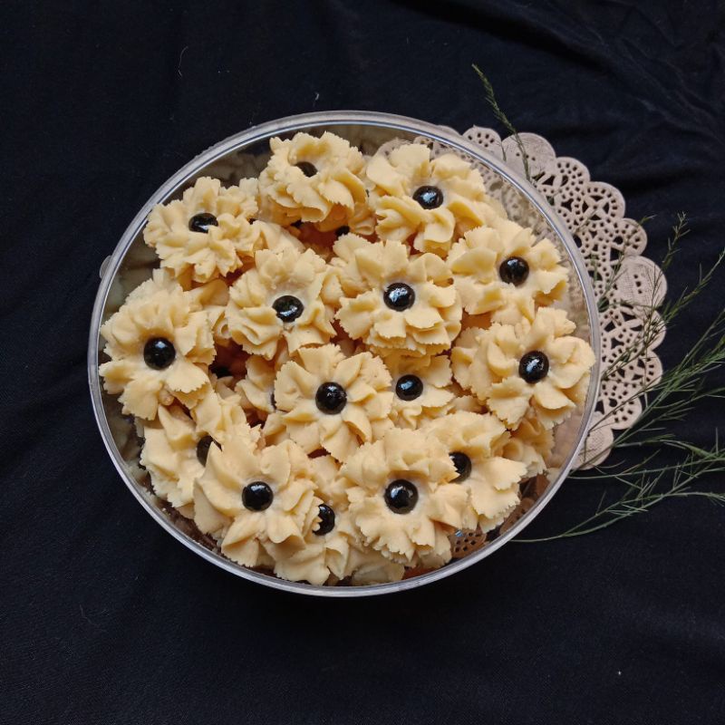 

Kue Lebaran Kue Semprit/Mawar mawaran 500gr Home Made Kue Kering