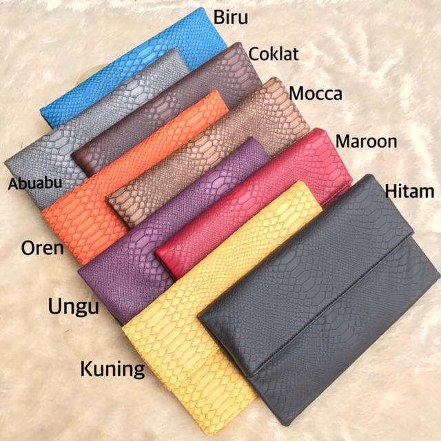 BIG SALE  CLUTCH ULAR SNAKE SKIN