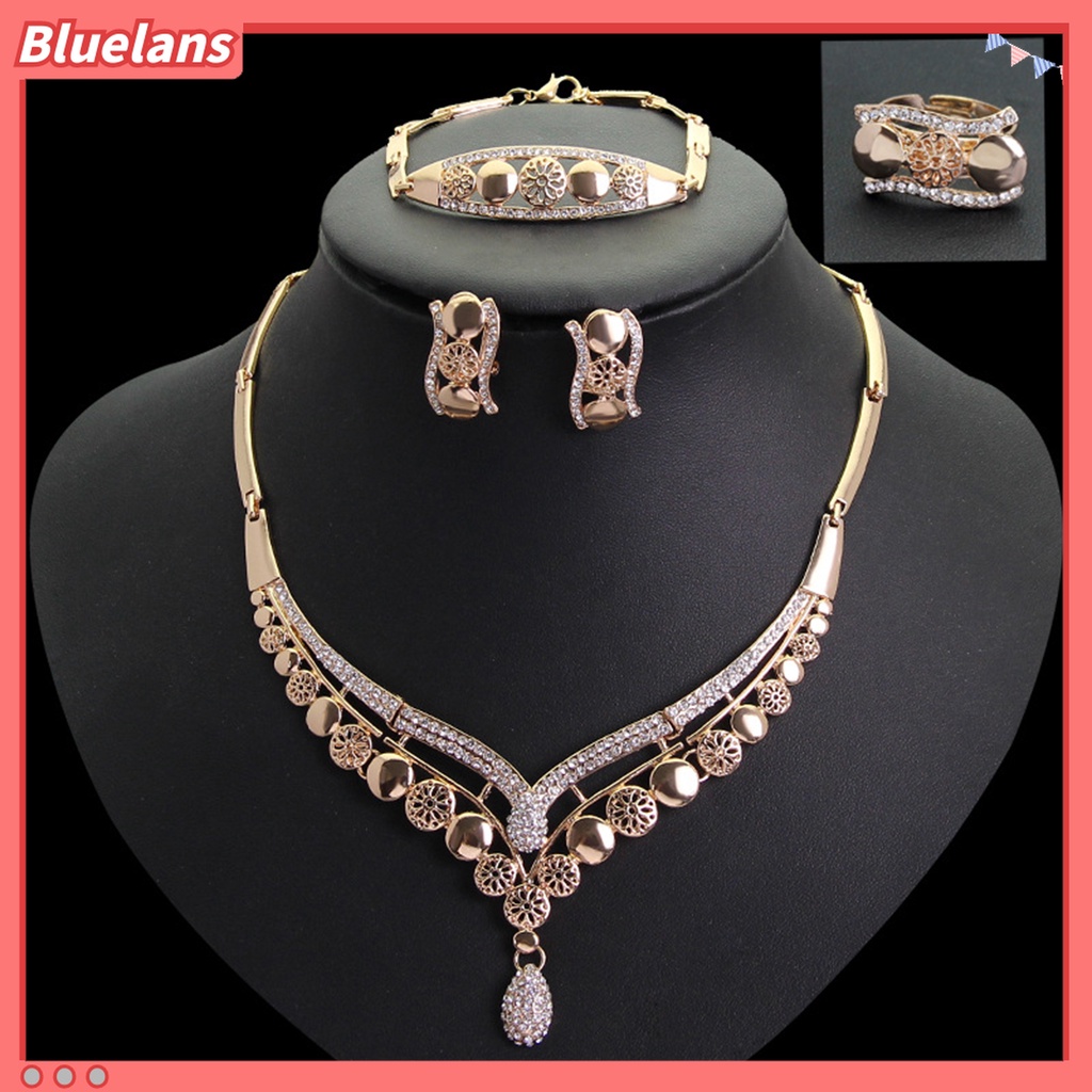 4pcs / Set Kalung Choker Anting Gelang Cincin Berlian Imitasi Bentuk Geometris Hollow Untuk Wanita