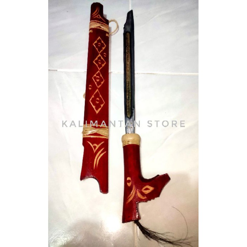 Mandau Dayak Motif Ukir Naga Timbul