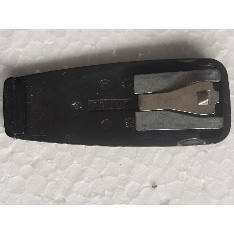 BELT CLIP HT MOTOROLA GP2000 GP338 GP328 CP1660 BELT CLIP BATERAI