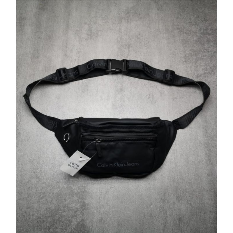 Waist bag Calvin klien port Usb balck &amp; Navy