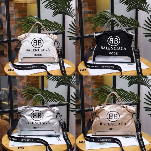 BALENCIAGA Hand Bag 

209# ODSMX