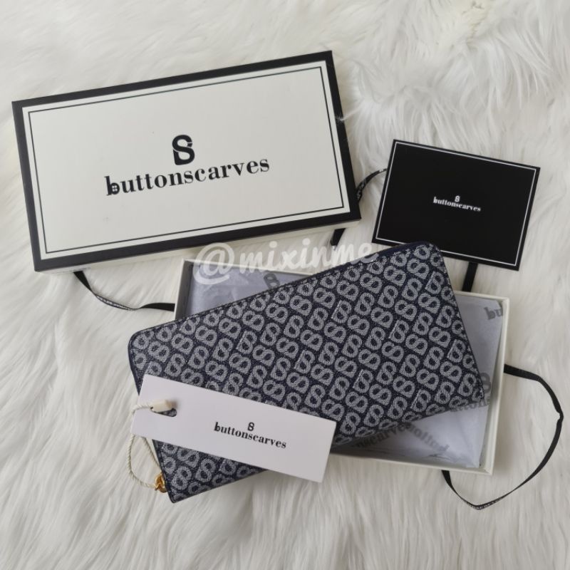 buttonscarves izzy wallet