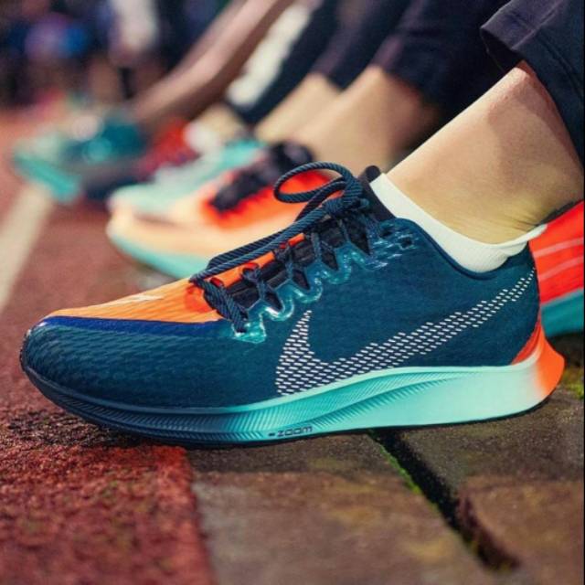 nike zoom rival 2