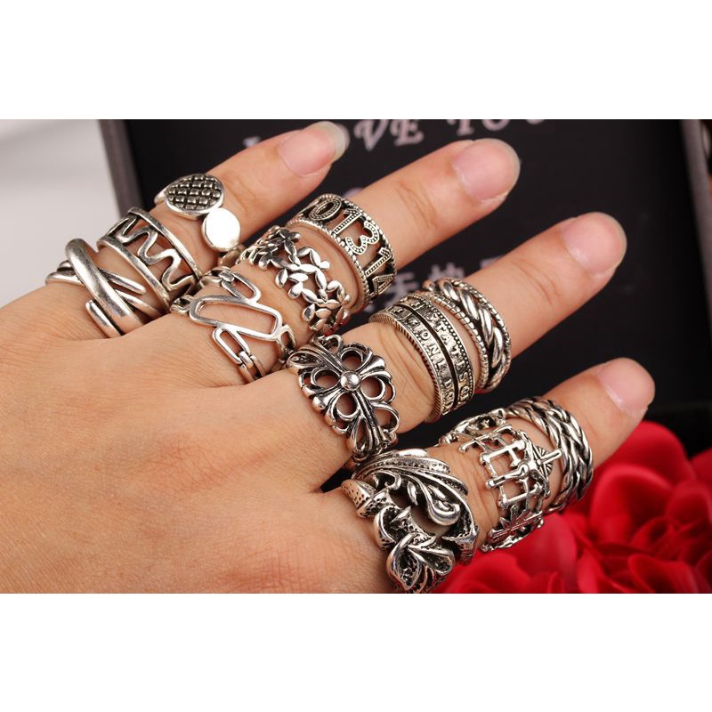 Cincin Model Lebar Bahan Stainless Gaya Punk Untuk Pria Dan Wanita