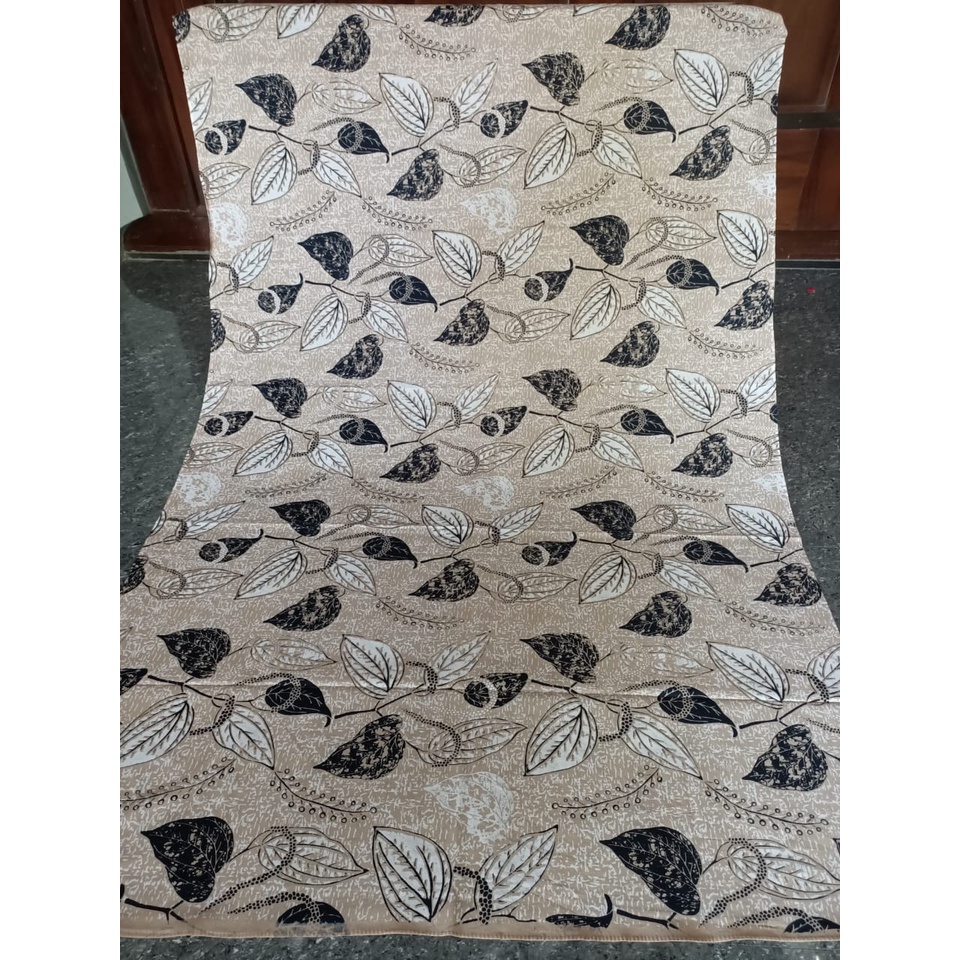 (DAUN SIRIH) Kain Batik Motif