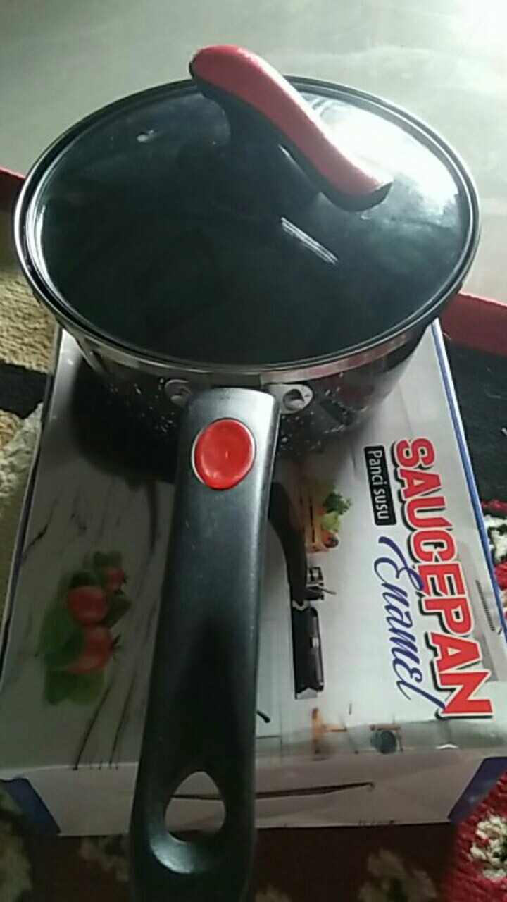 Panci Susu Enamel Q2 2001 Tutup Kaca 20cm - Panci Susu Saucepan Q2