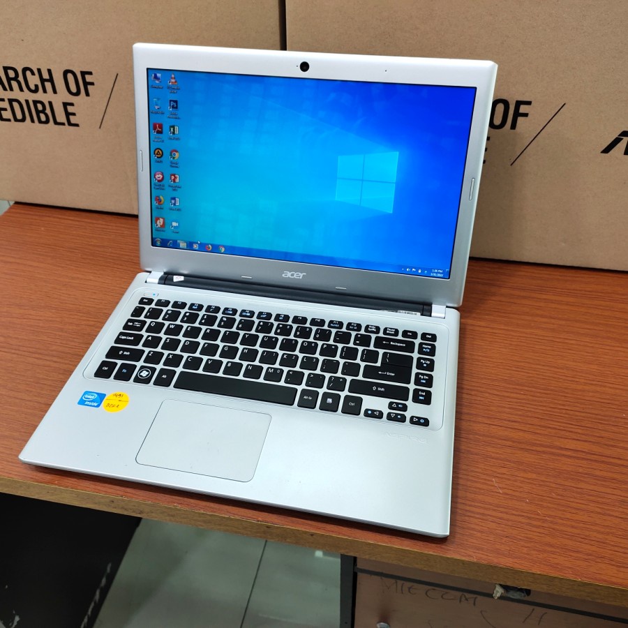 Laptop Leptop Acer V5-471 slim Generasi baru HDD 320GB siap pakai