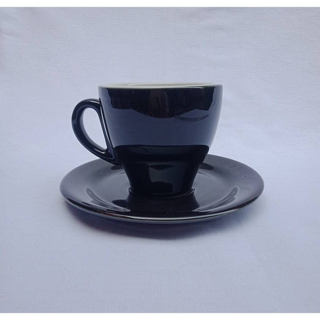 Cangkir Kopi/Teh Black and White/2 warna Hitam dan putih 220 ml +tatakan {isi 1 set)