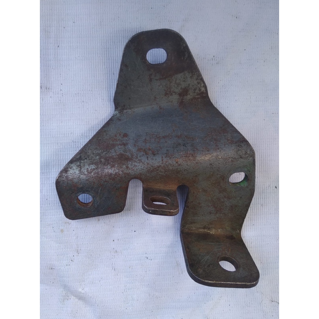 breket dudukan pangkon knalpot yamaha vega r lama ori