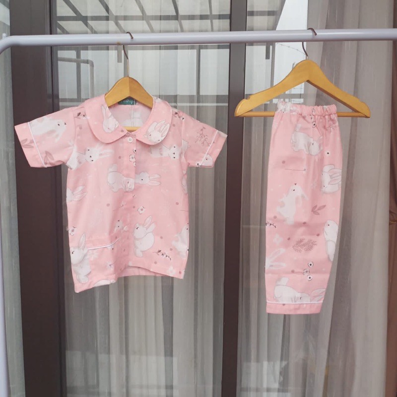 Piyama katun anak perempuan motif rabbit