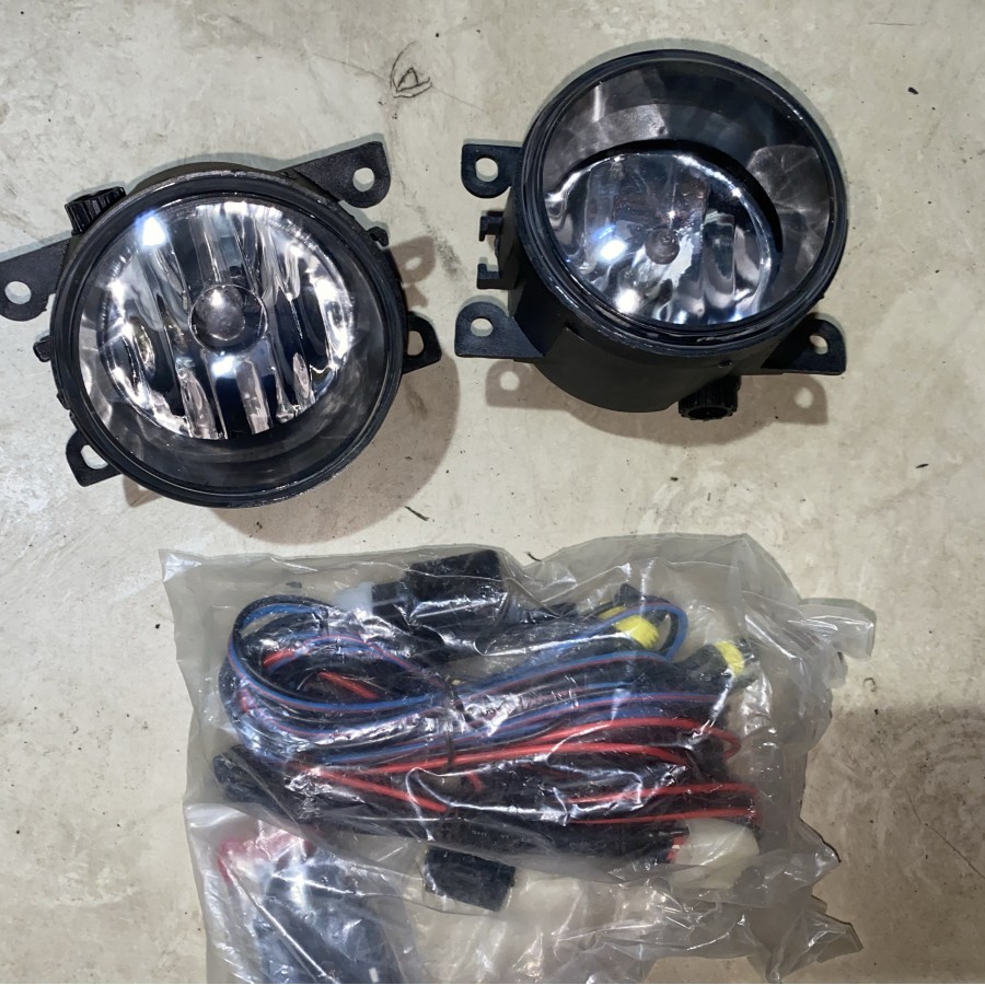Fog lamp Apv ertiga lelangan