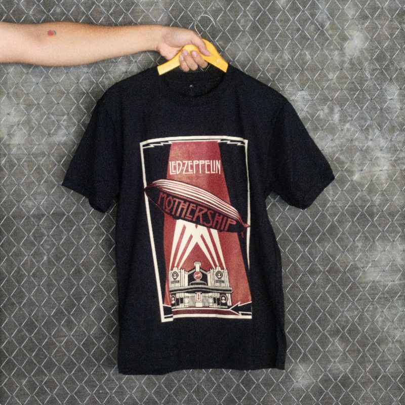 KAOS MUSIK LED ZEPPELIN