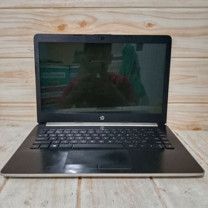 laptop HP 14-CM0094AU E2-9000E 4GB/1TB SECOND MULUS