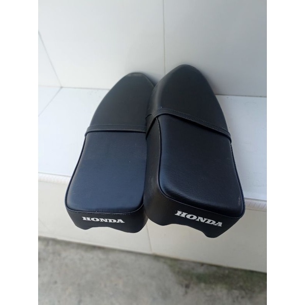 JOK SADEL PISPOT HONDA C50 C70 MODEL ORIGINAL PANJANG