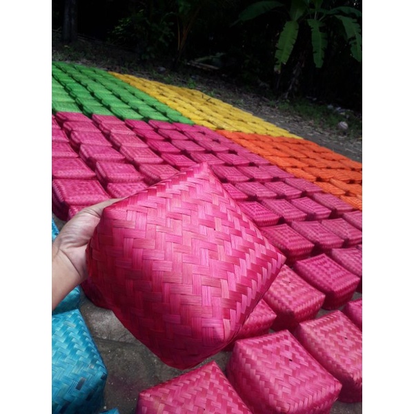 

[ Halodul ] Besek bambu warna PINK, SEPASANG, catering, nasi, snack, 20x20 cm