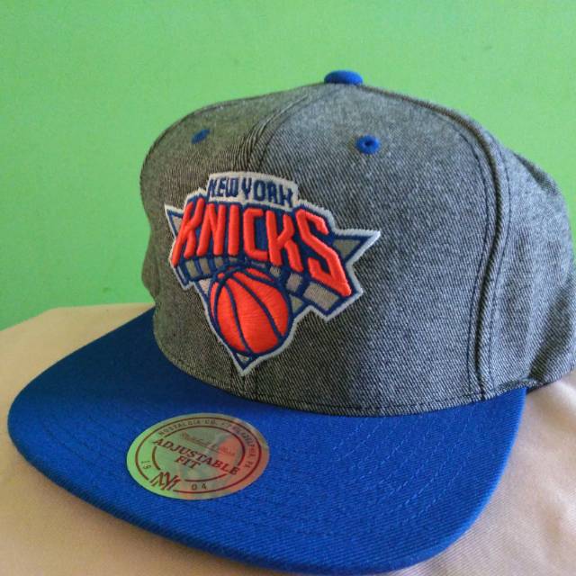 Topi Snapback New York Knicks