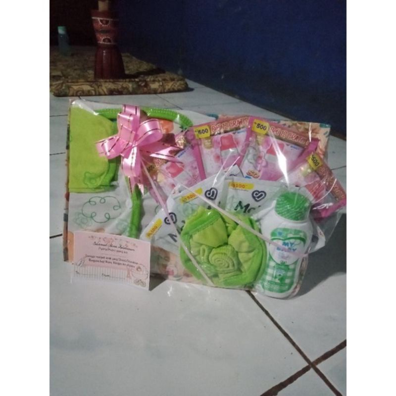 parsel bayi komplit cewek cowok/ baby gift parsel bayi murah