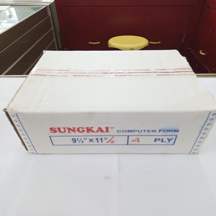 

KERTAS CONTINUOUS FORM SUNGKAI 9 1/2 X 11 4 PLY BAGI 2 (PERFORASI)