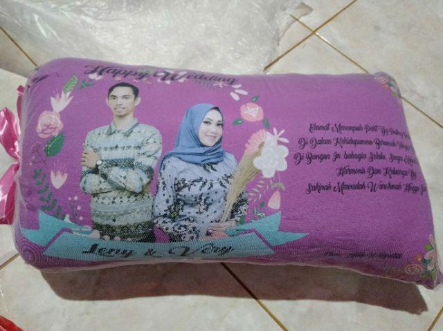Exclusive | Bantal Foto Untuk Kado Souvenir Hadiah Bisa Pasang Foto Sendiri Gratis Desain