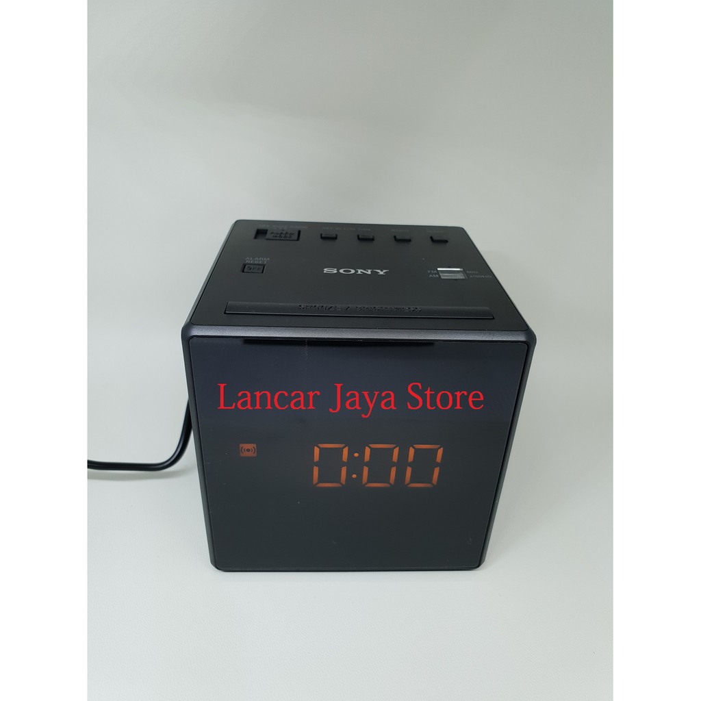 SONY ICF-C1- FM/AM RADIO N DIGITAL CLOCK ALARM