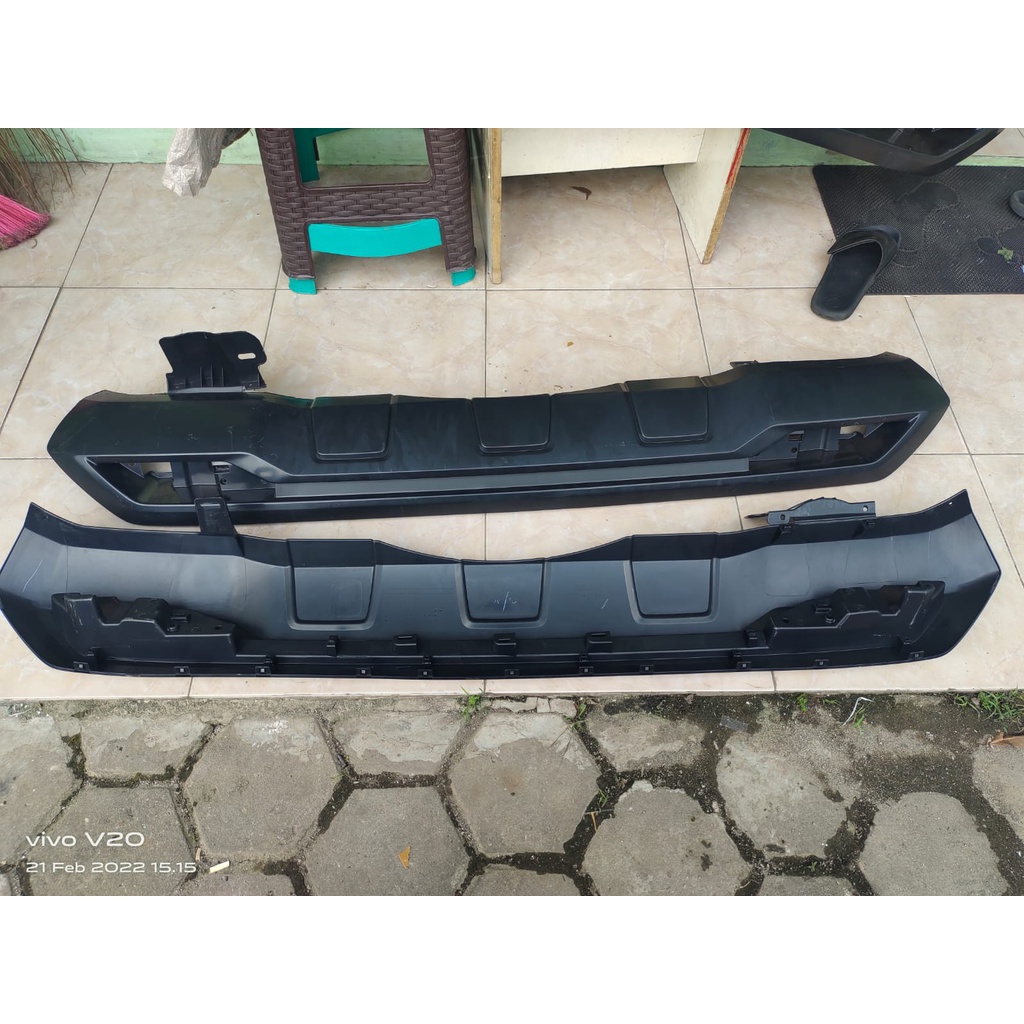 cover bemper belakang mobil mitsubishi allnew pajero sport original