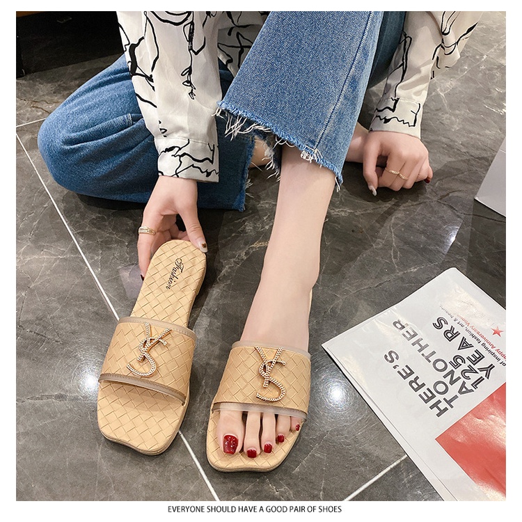 Funatic Sandal Teplek Wanita Import Terbaru Kekinian Fashion Flat SF779