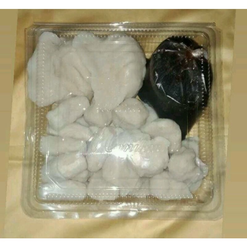 

paket pempek 28 pcs pempek kecil DAN 2pc kapal selam