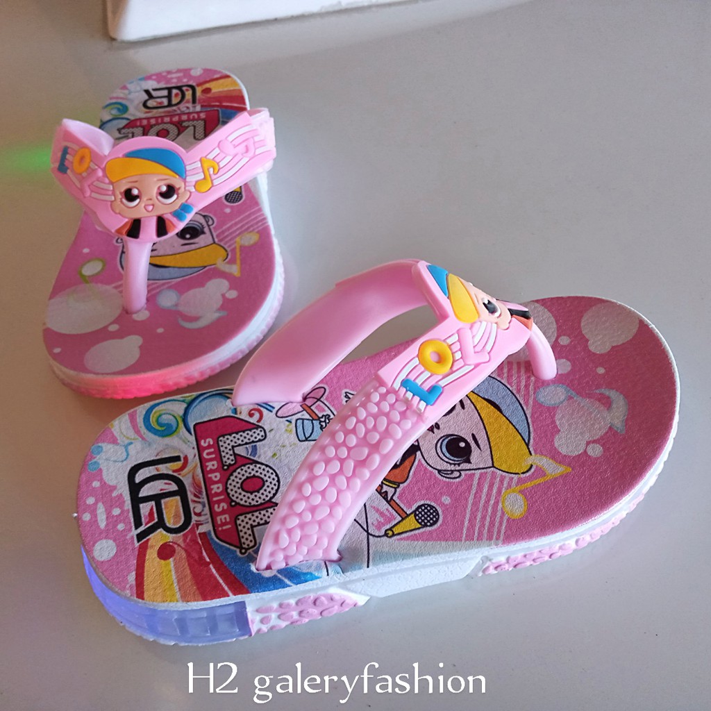 Sandal Anak Perempuan LED Sendal LOL Lampu Anak Perempuan Sandal Anak Perempuan LED Sendal LOL Lampu Anak Perempuan