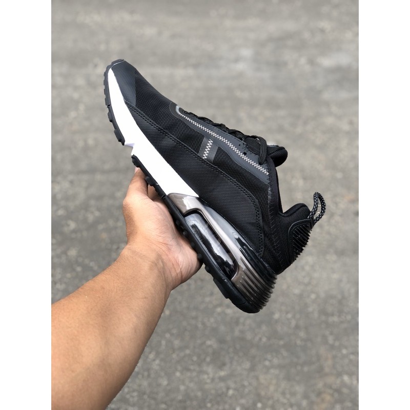 SEPATU NIKE AIRMAX 2090 BLACK WHITE PREMIUM